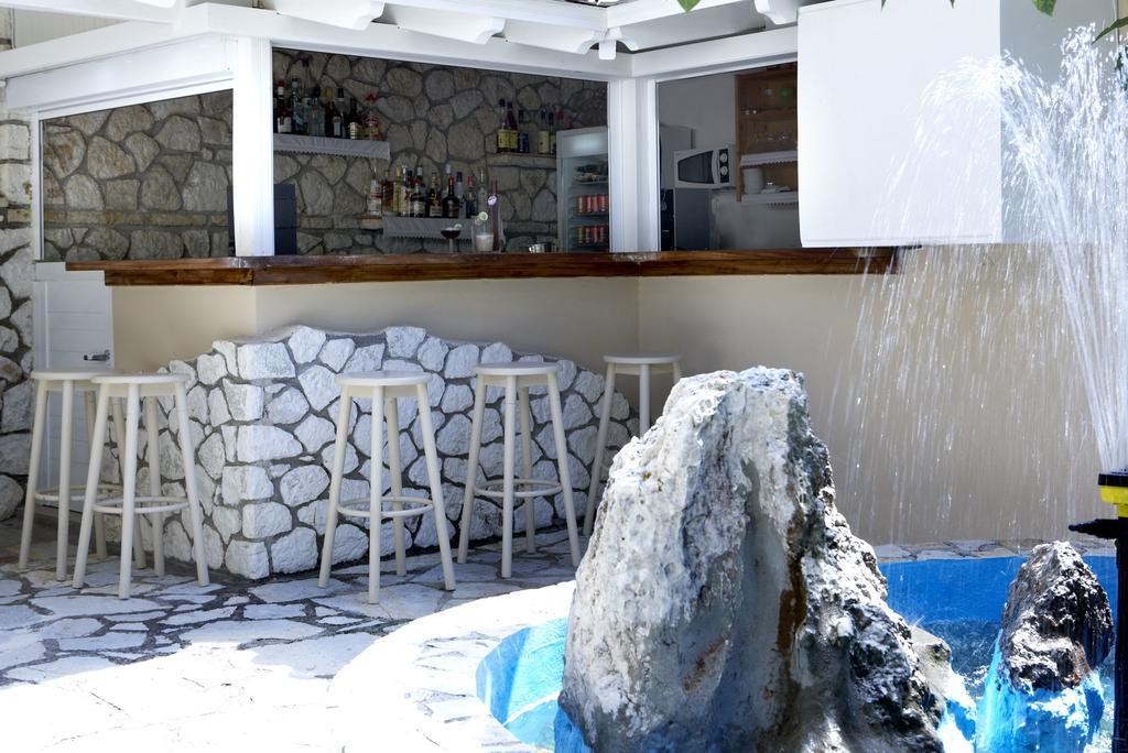 Dafnoudi Hotel Apartments Antipata  Dış mekan fotoğraf
