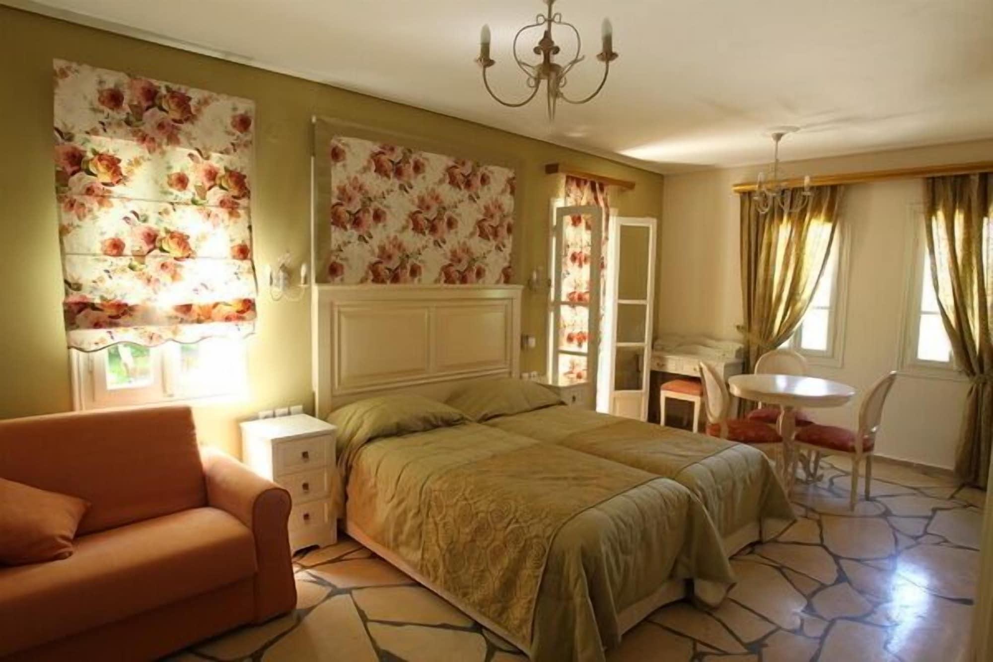 Dafnoudi Hotel Apartments Antipata  Dış mekan fotoğraf