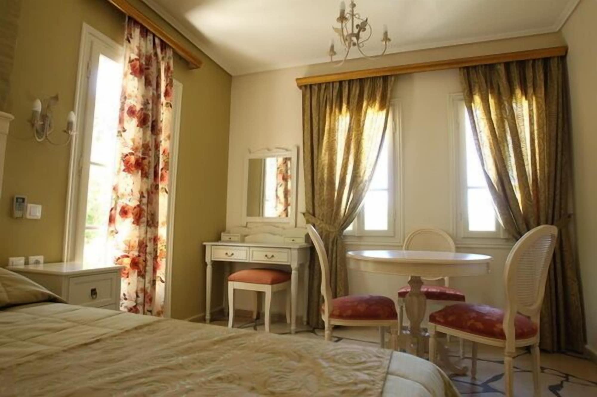 Dafnoudi Hotel Apartments Antipata  Dış mekan fotoğraf