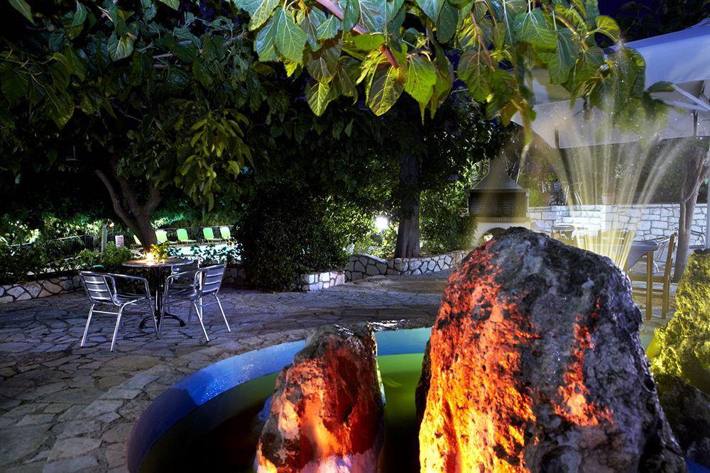 Dafnoudi Hotel Apartments Antipata  Dış mekan fotoğraf